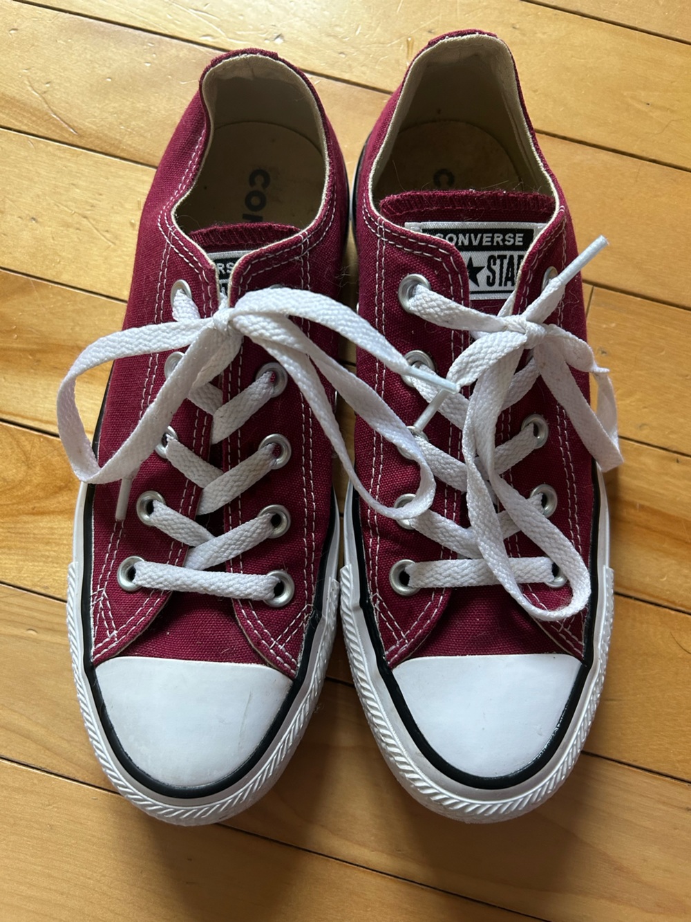 Women’s Converse sneakers- Maroon